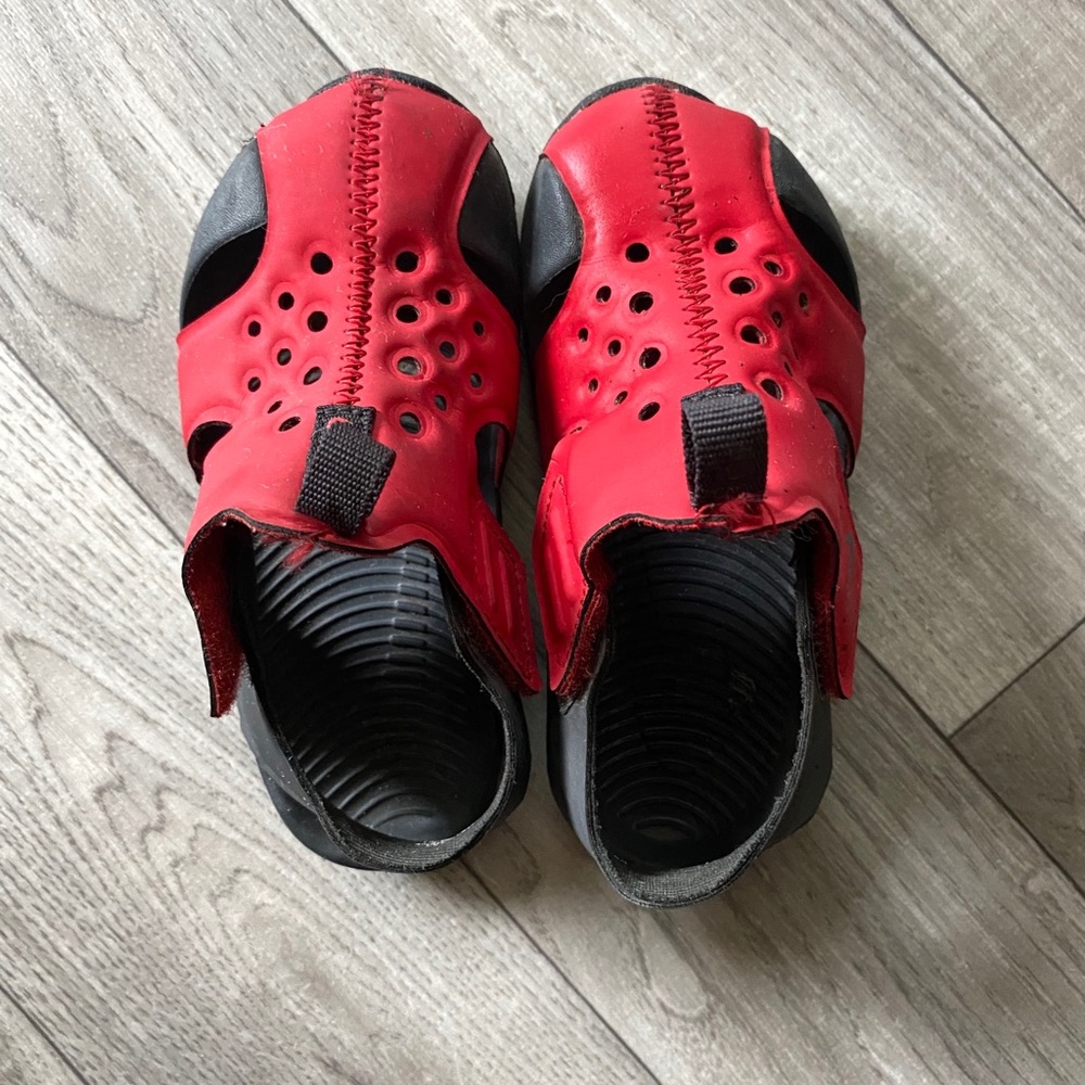 Nike Sandals Toddler Size 8